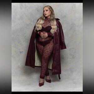 Meet your Posher, Jasmina